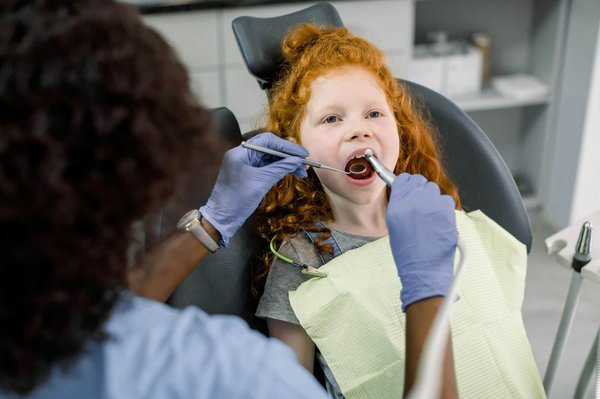 La Clinique Dentaire Maizerets offre-t-elle des services spécialisés pour les enfants avec des besoins spéciaux ?